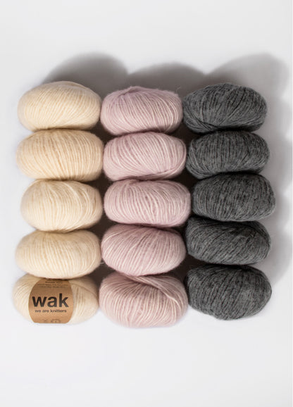 Zestaw 15 Motków Double Trouble Yarn